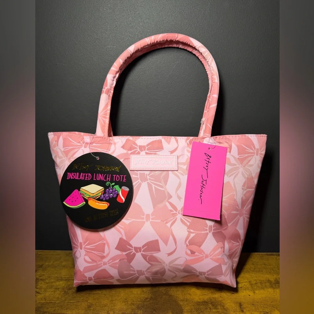 Betsy Johnson Top Handle Lunch Tote. NWT - Picture 1 of 10
